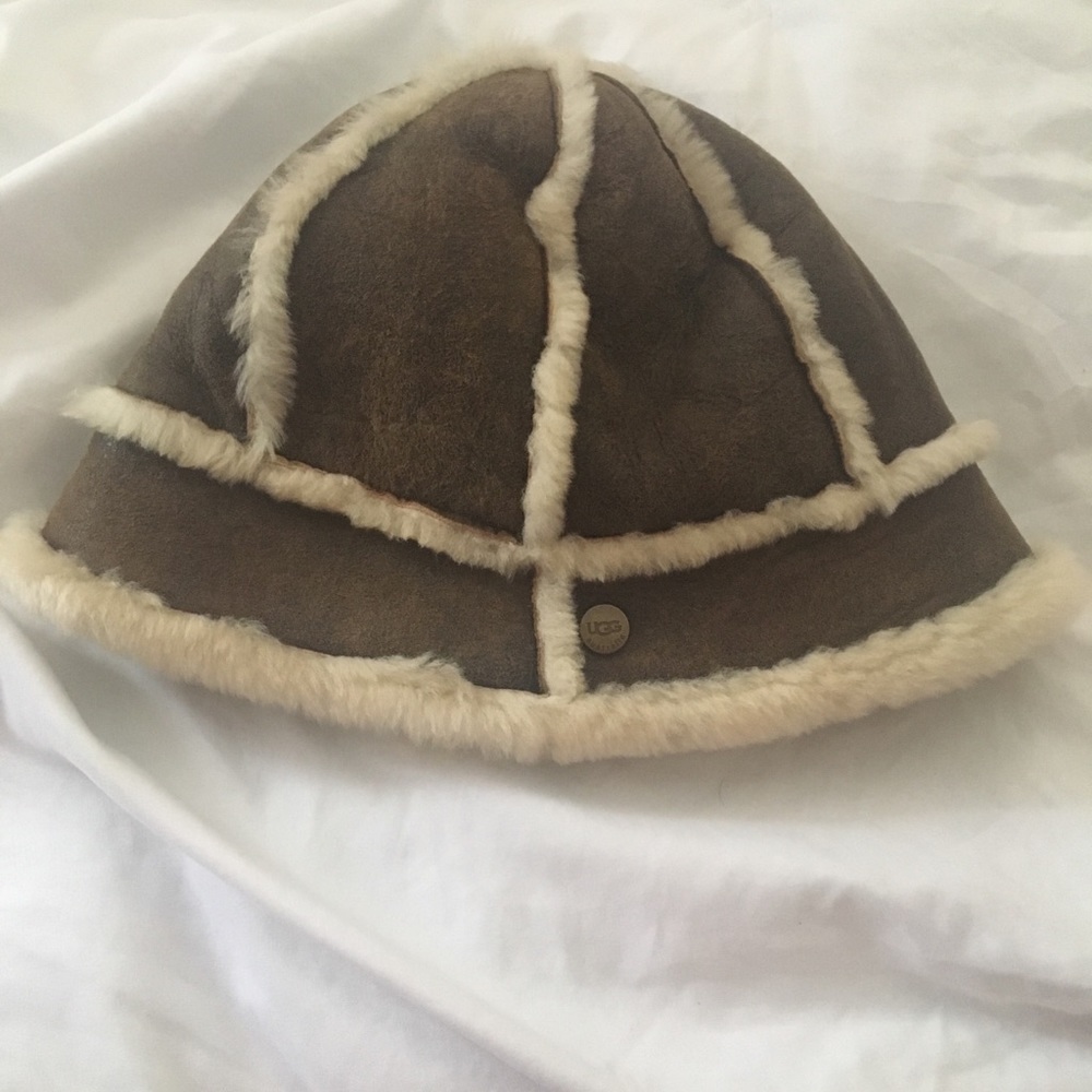 Ugg Sheepskin Bucket Hat, for Winter